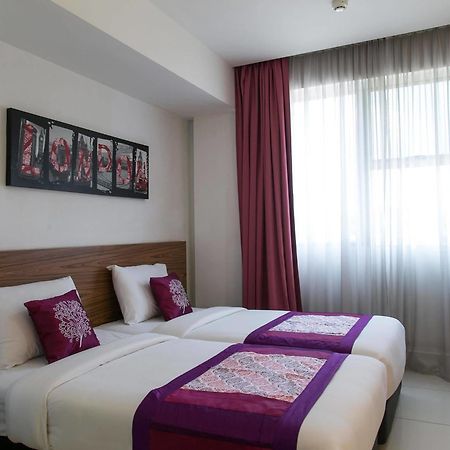 Oyo 180 V Hotel Kuala Lumpur Esterno foto