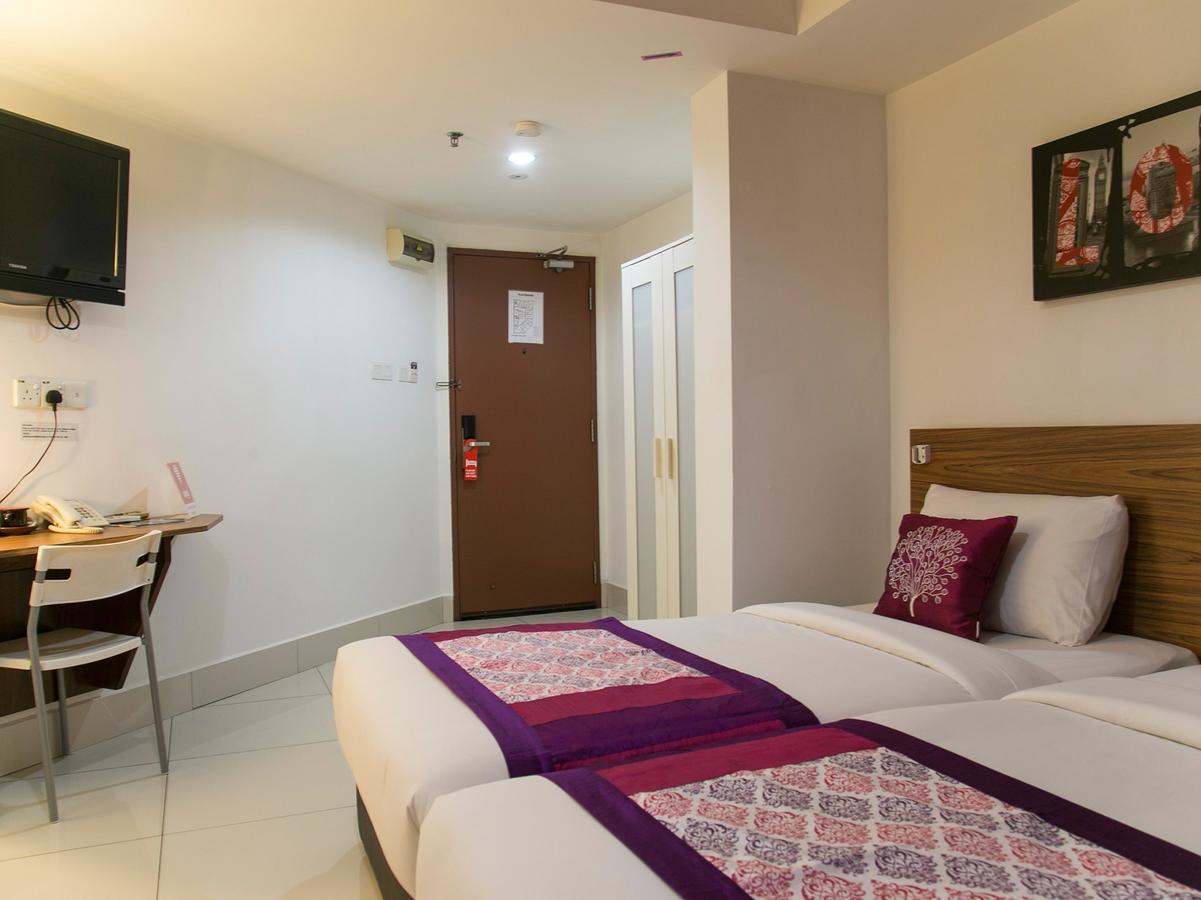 Oyo 180 V Hotel Kuala Lumpur Esterno foto