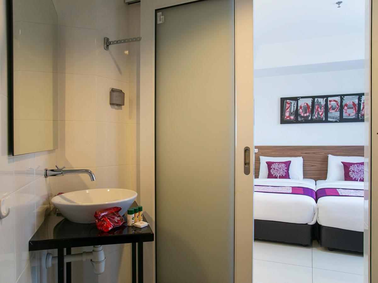 Oyo 180 V Hotel Kuala Lumpur Esterno foto