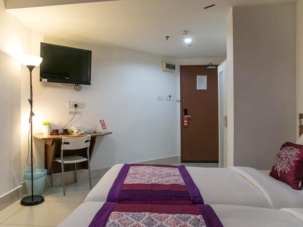 Oyo 180 V Hotel Kuala Lumpur Esterno foto