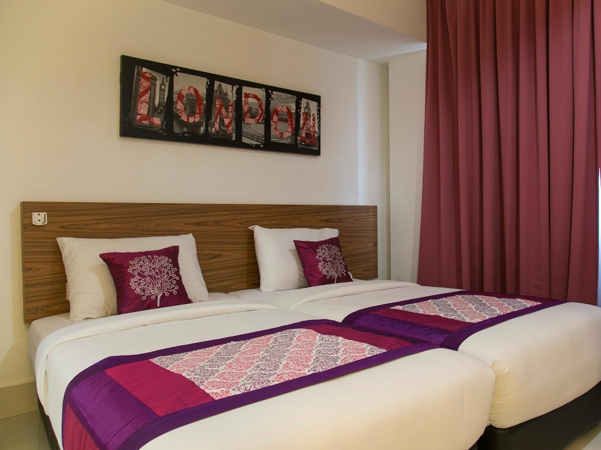 Oyo 180 V Hotel Kuala Lumpur Esterno foto